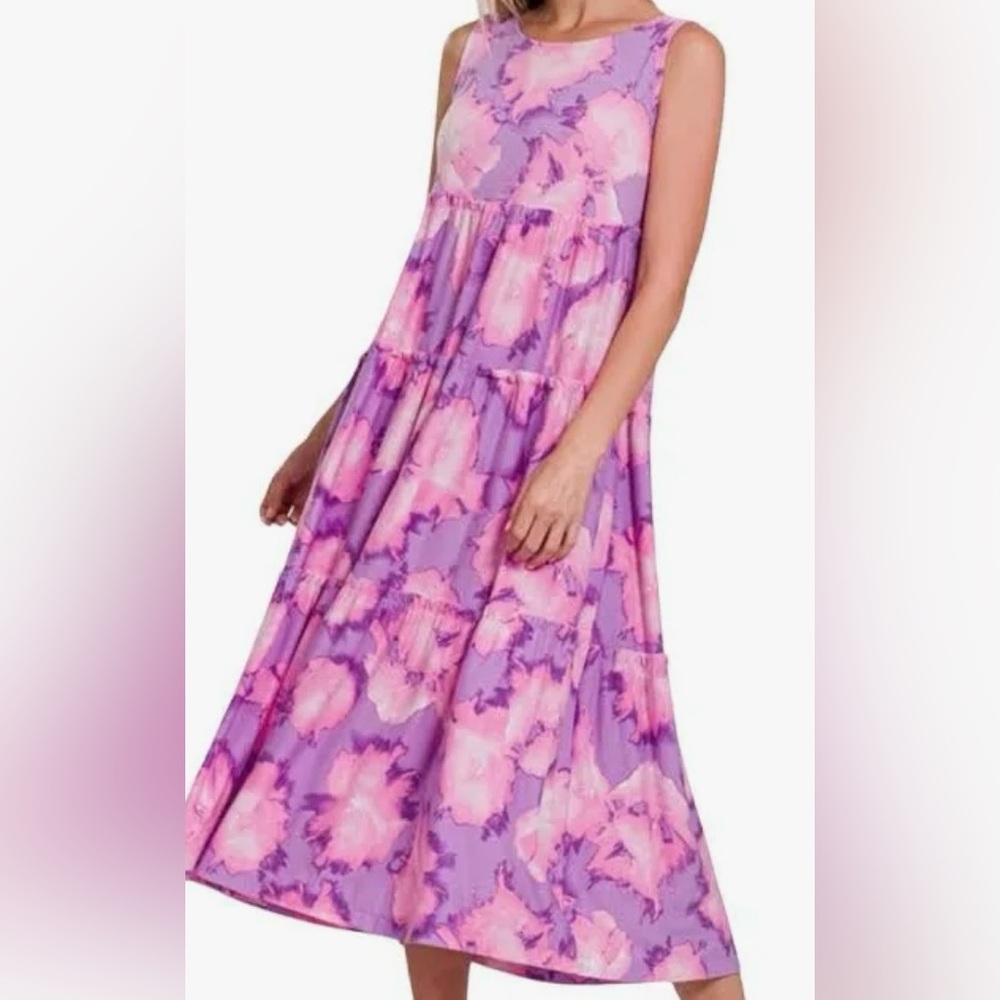 Zenana Tiered Floral Midi Dress Size Small Sleeveless‎ Pink Purple Soft Flowy